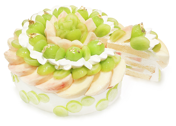 『桃とシャインマスカットのショートケーキ』/出典:ファイブフォックス