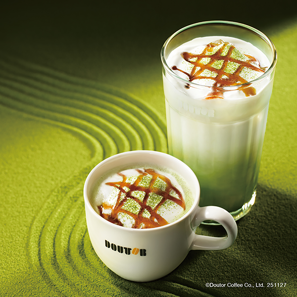 『抹茶キャラメルラテ（ホット・アイス）』／出典：ドトールコーヒー