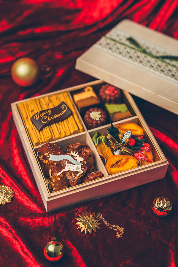 『Xmas 蜜芋尽くしのスイーツお重箱』/出典:芋匠