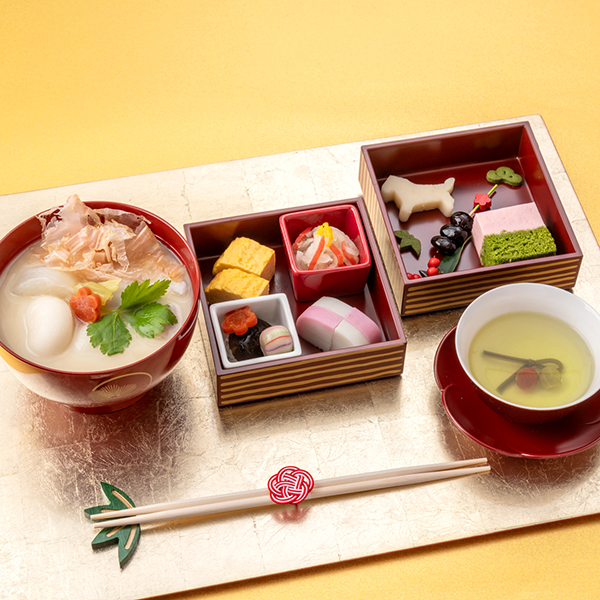 『初春 白味噌雑煮膳』／出典：茶寮辻利