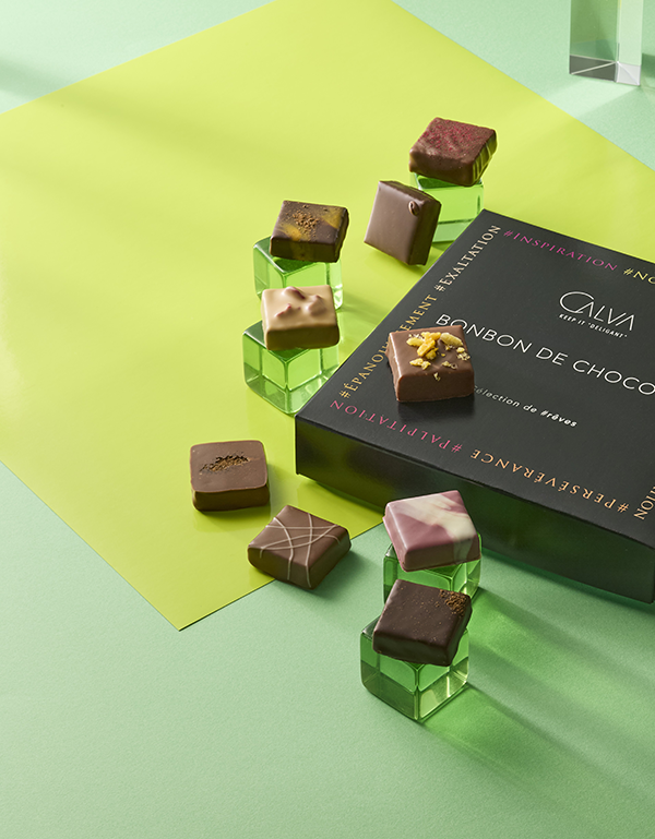 『2026限定　ボンボンショコラ夢のセレクションBOX 10個入り』／出典：CALVA