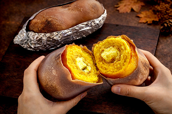 『極上焼き芋バウム』通年商品デビュー/出典:太陽社