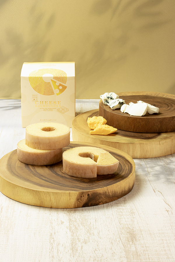 3種のチーズと北海道素材の贅沢バーム/出典:フェルム ラ・テール