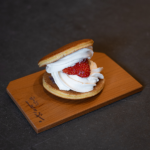 『いちごどらやき』／出典：創造舎