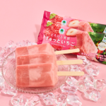 『とろける食感 ぎゅっといちご』／出典：ファミリーマート