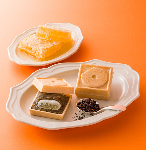 『田子の月もなか 贅沢はちみつと和紅茶』/出典:田子の月